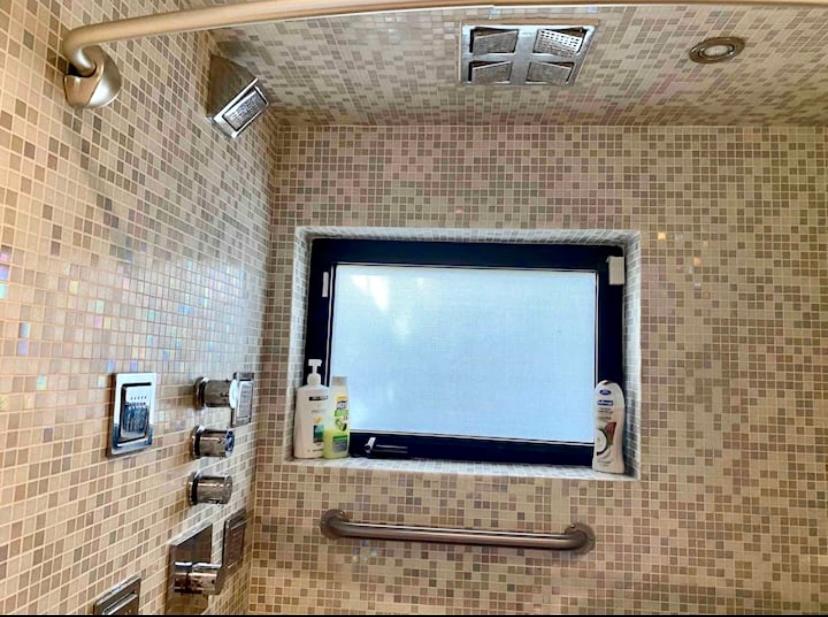 Entire Private Beautiful 2 Bedroom Plus Den House With Gated Front&Back Yard And Free Parking 10Min Drive To Miami Beach Zewnętrze zdjęcie