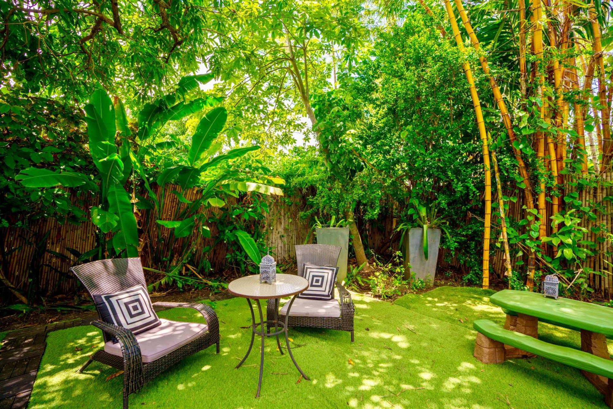 Entire Private Beautiful 2 Bedroom Plus Den House With Gated Front&Back Yard And Free Parking 10Min Drive To Miami Beach Zewnętrze zdjęcie
